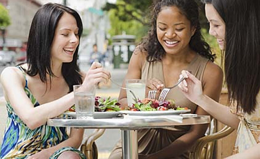 The benefits of shared meals in strengthening family bonds