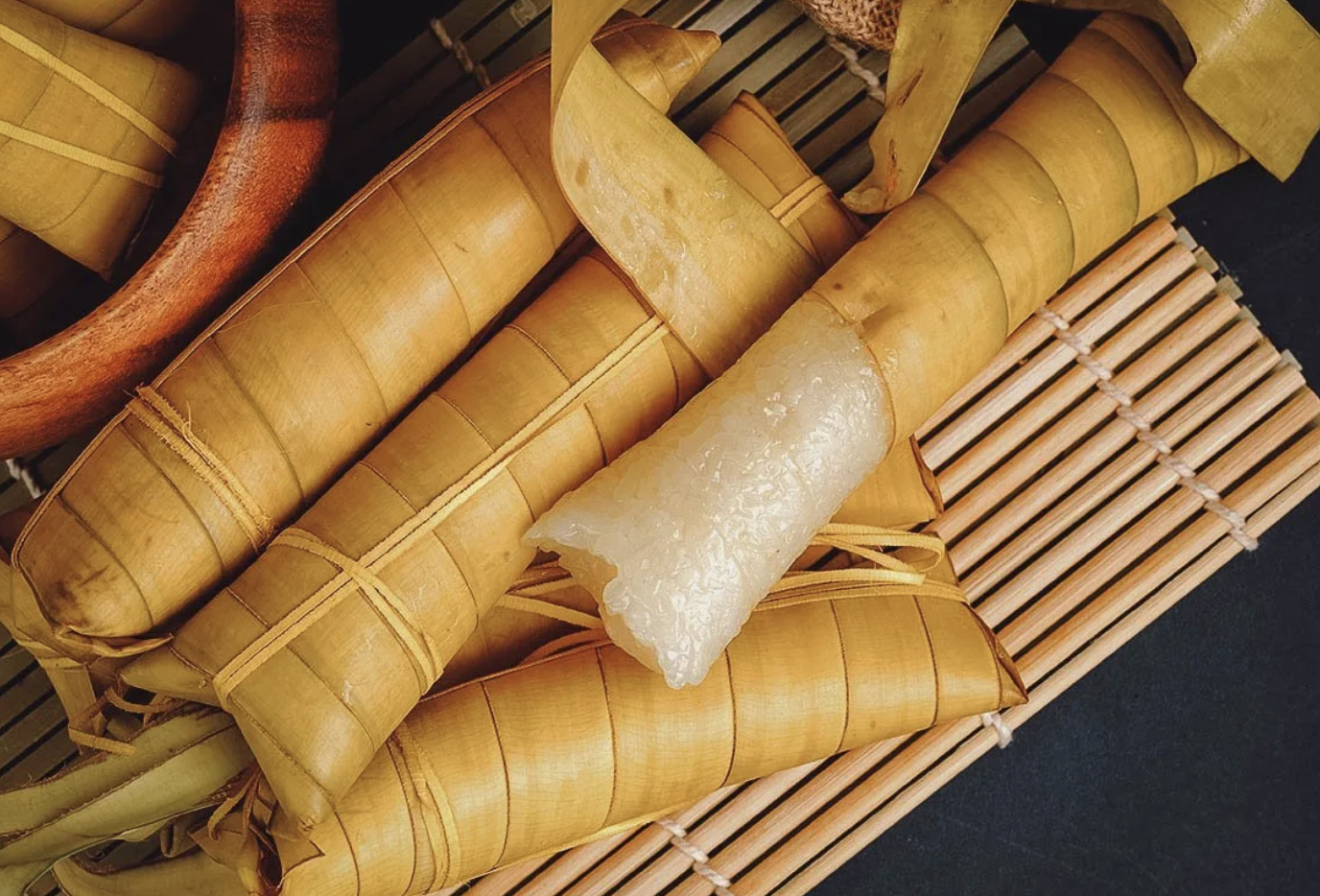 Suman is one of the most iconic  types of kakanin in the Philippines.